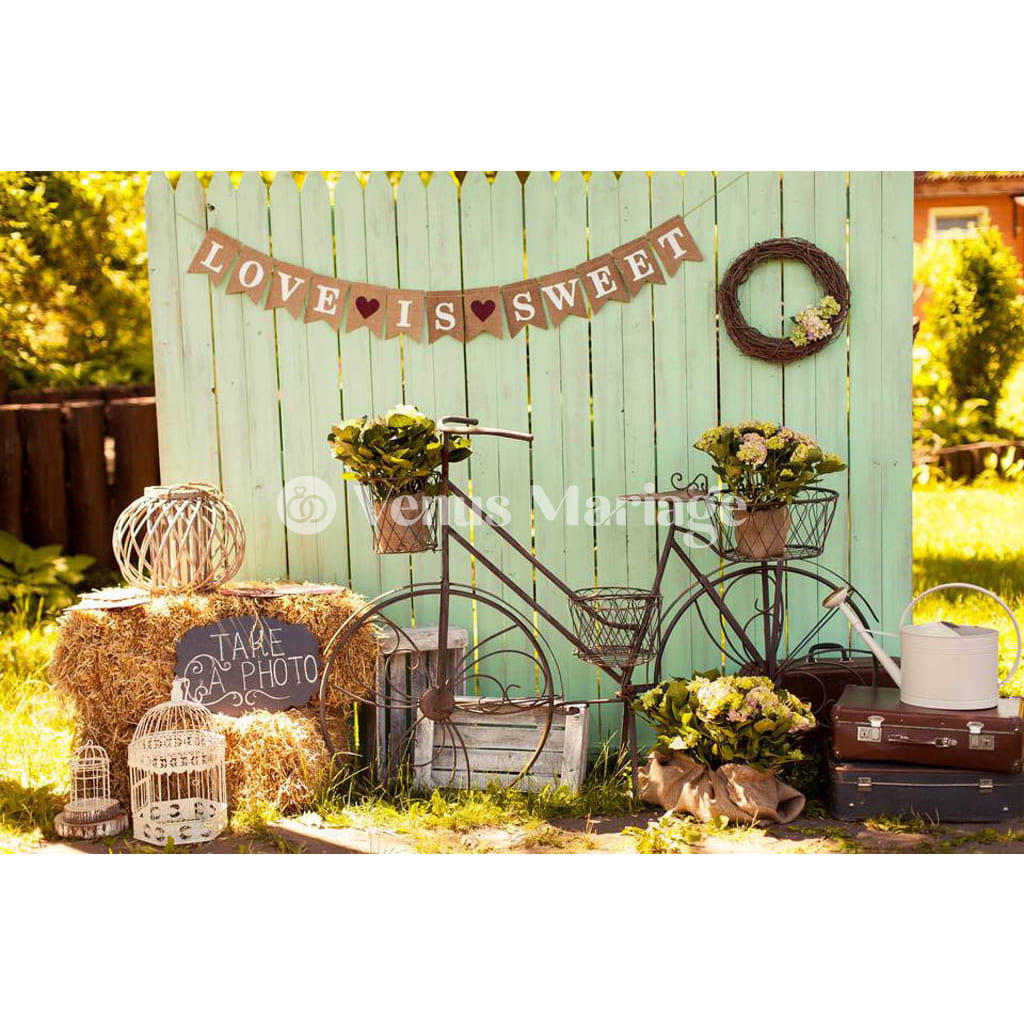 love at first deco