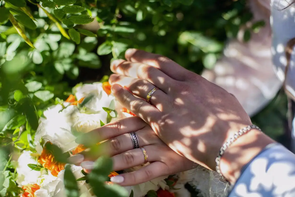 Mystères et secrets des superstitions alliances mariage