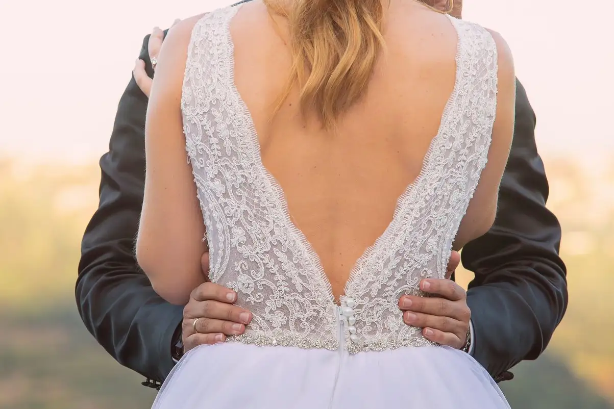 Tendances coiffure mariage cheveux longs et mi-longs.